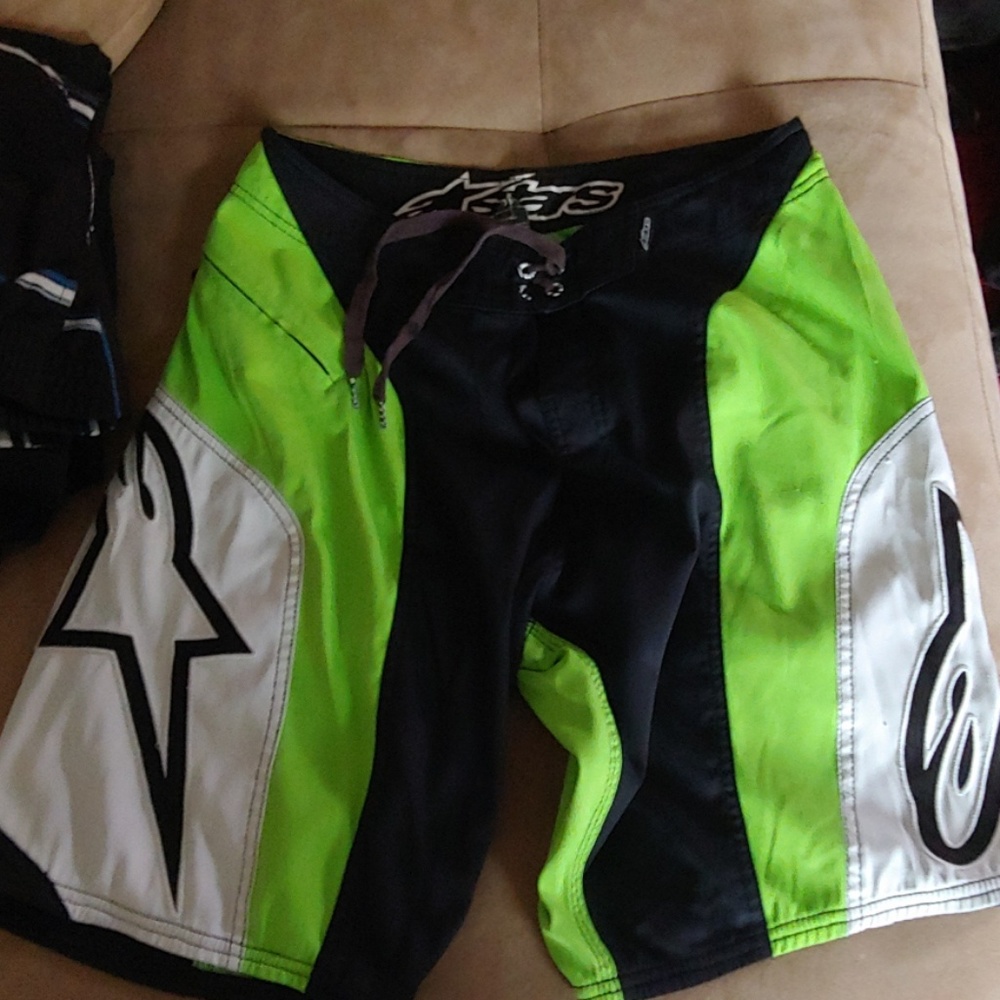 Mens boardshorts